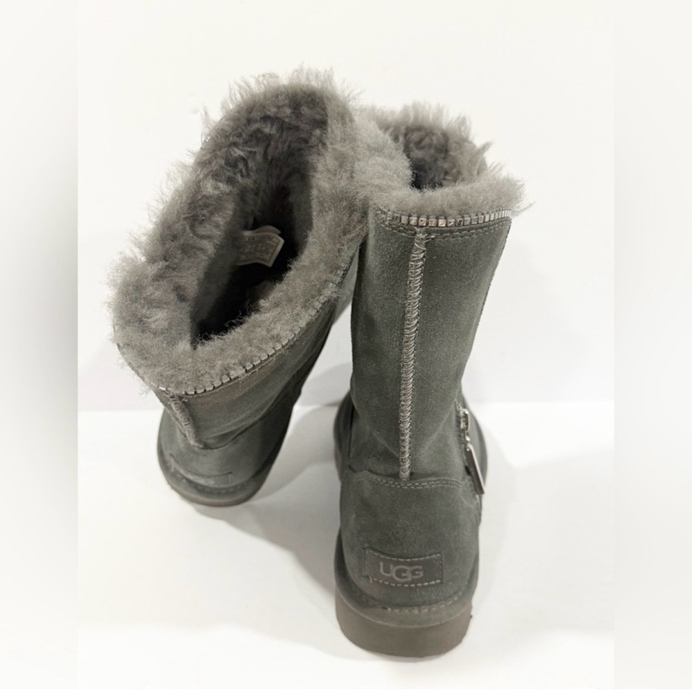 UGG Swarovski Crystal Zip Gray Sheepskin Boots Women 8 Winter - Picture 9 of 12